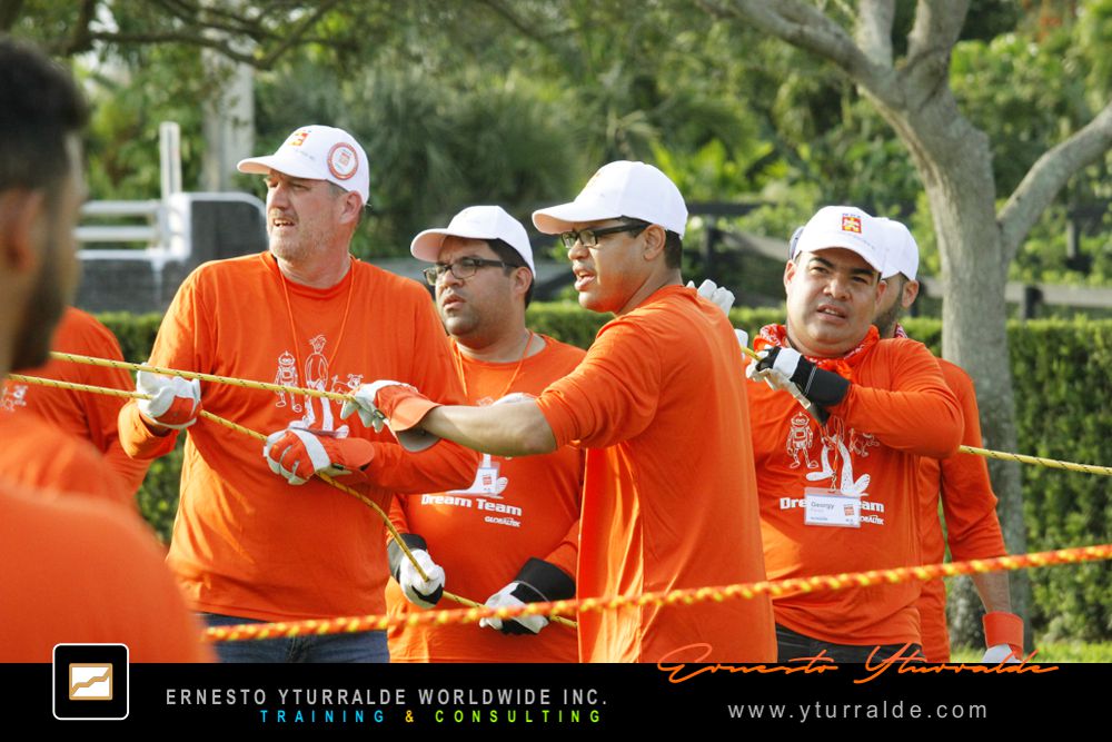 Cuerdas Bajas Team Building | Vivencia transformadora para equipos en entornos corporativos